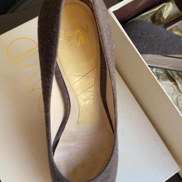 Joan & David grey heel good condition 
5 inch - Picture 5 of 7